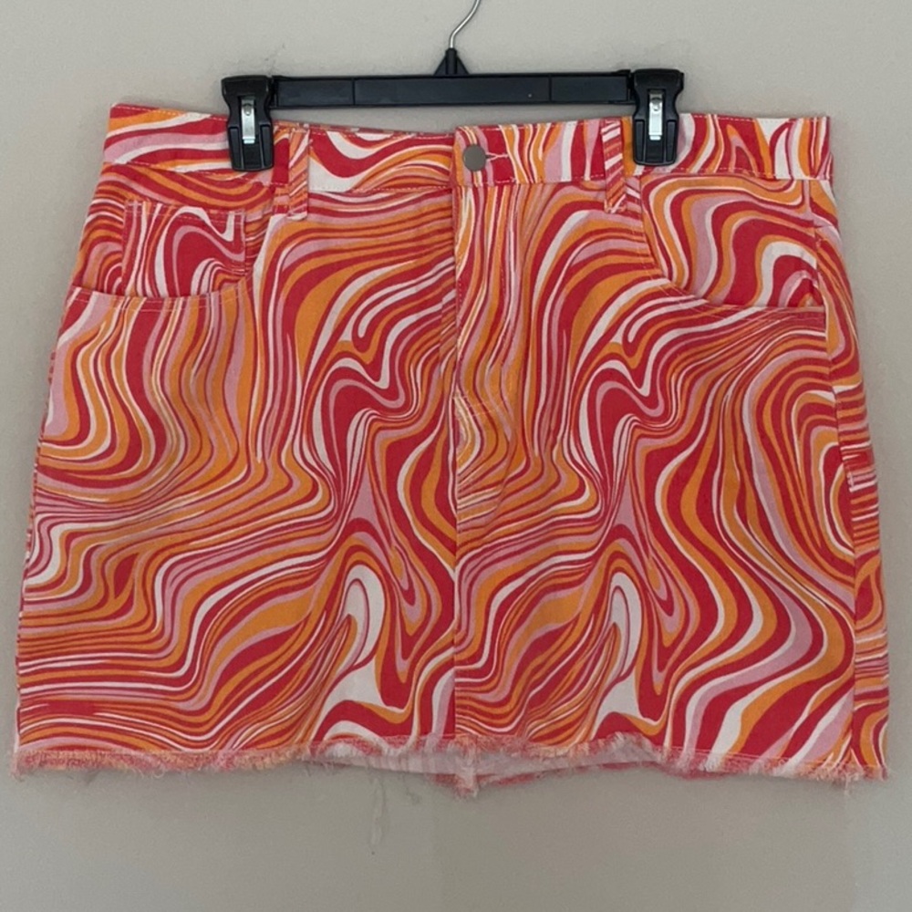 Vibrant Swirl Patterned Skirt